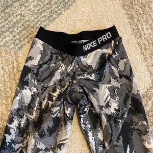Nike pro leggings